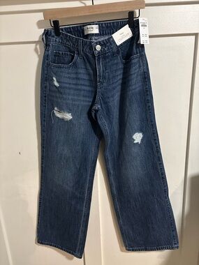 Hollister Women's Relaxed Distressed Jeans - Dark Blue